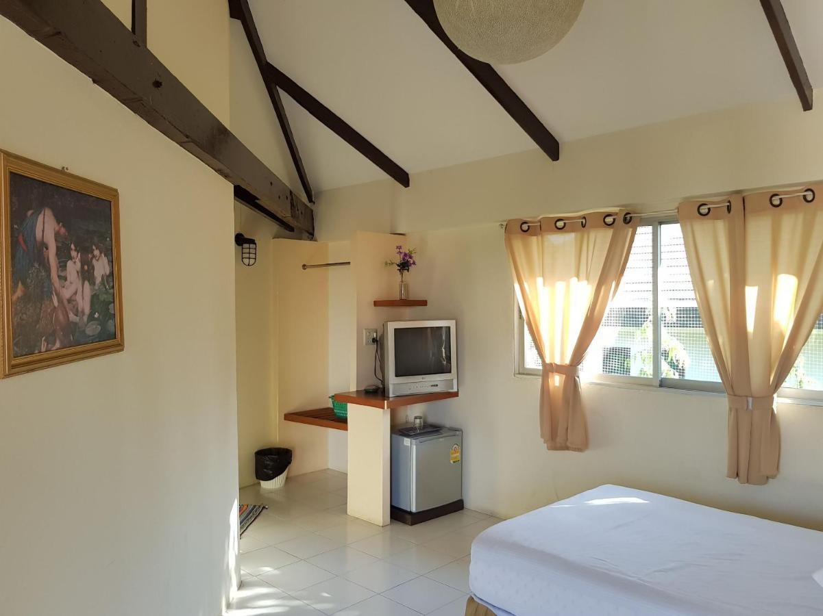 Casa Holiday Hotel Sha Пхитсанулок Экстерьер фото